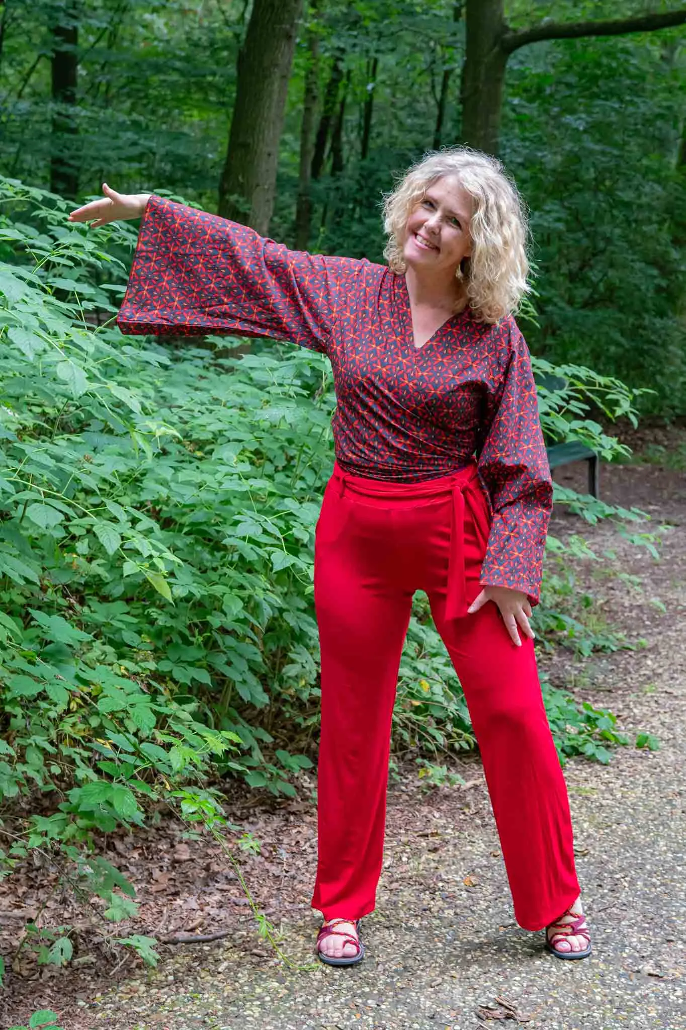 Butterfly wrap cardigan - red retro - gemaakt door Tantilly- rayon